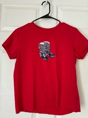 Levi’s Graphic Tee with Cowboy Boot - Size M!